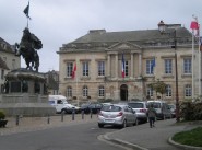 Bureau, local Falaise